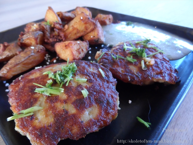fiskefrikadeller sovs fiskefrikadeller sovs